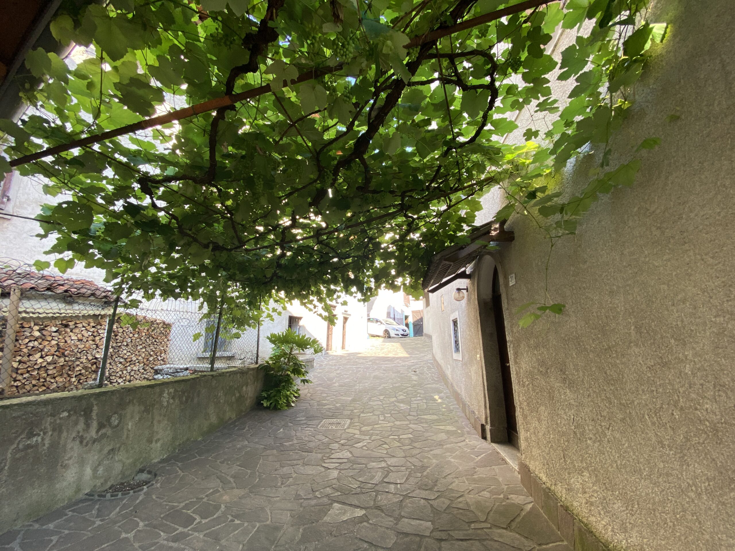 Casa indipendente da ristrutturare 