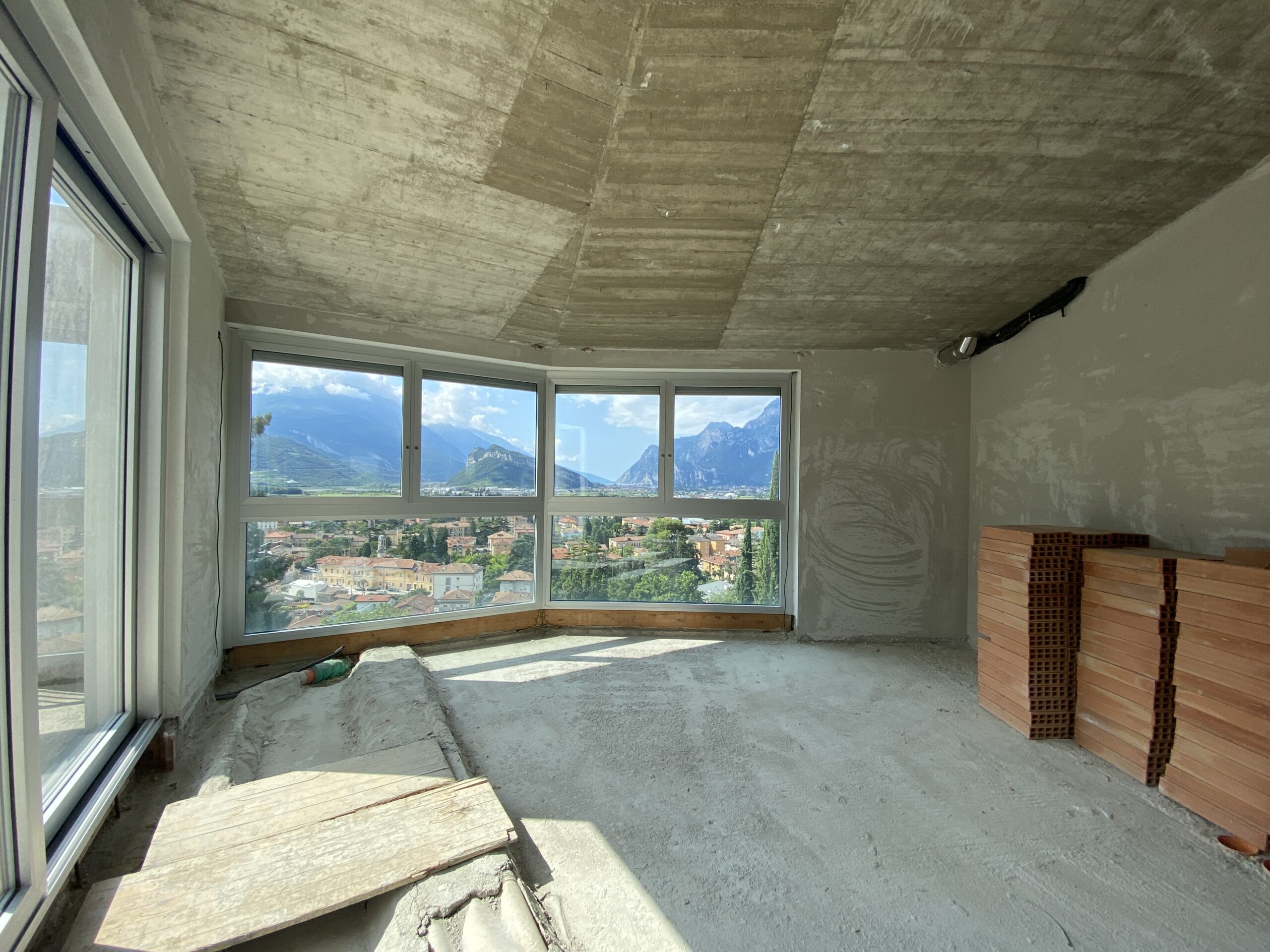Prestigioso attico con vista lago Arco (TN) - Trentino Alto Adige