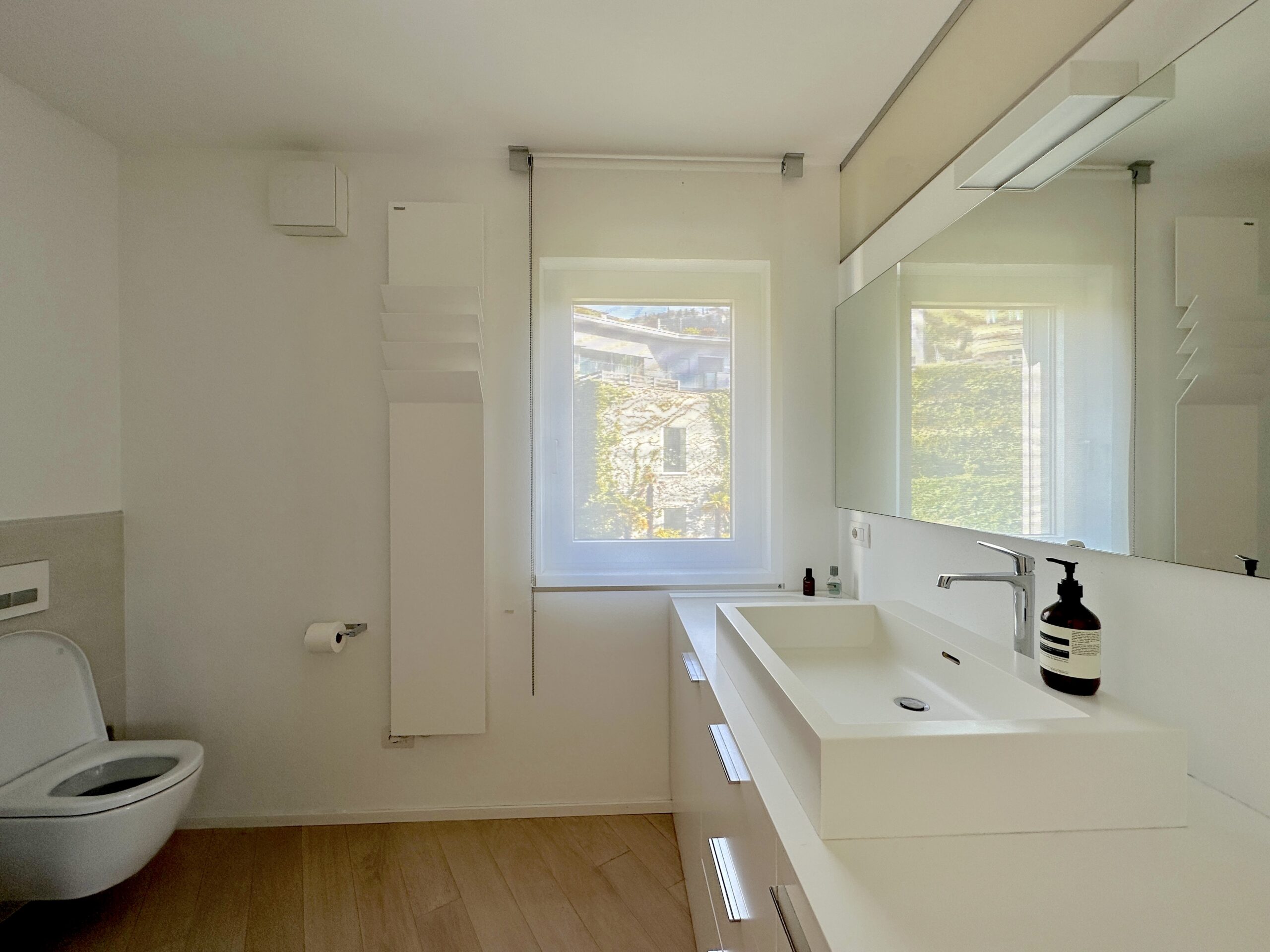 Prestigioso trilocale vista lago Arco (TN) - Trentino Alto Adige