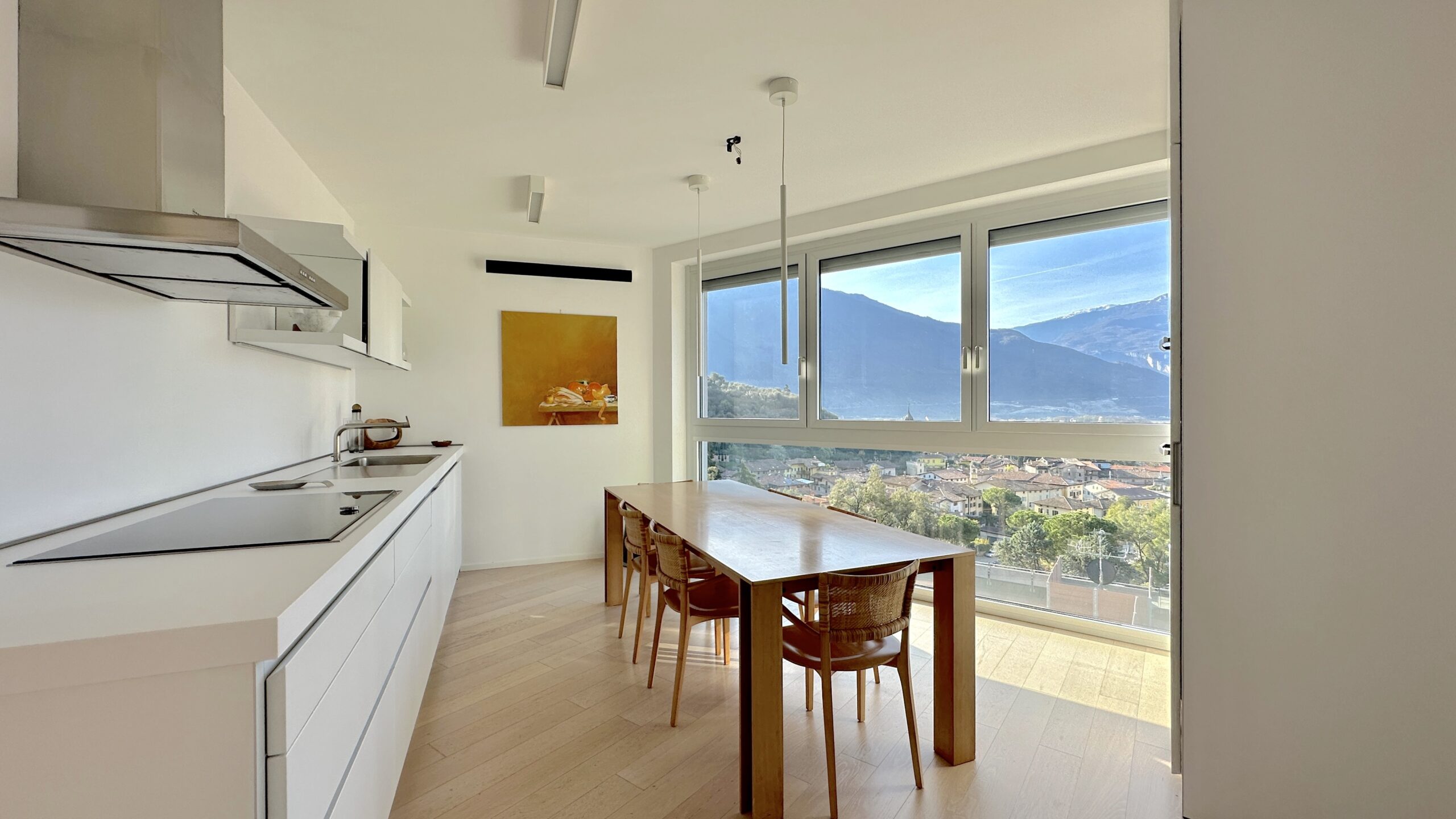Prestigioso trilocale vista lago Arco (TN) - Trentino Alto Adige