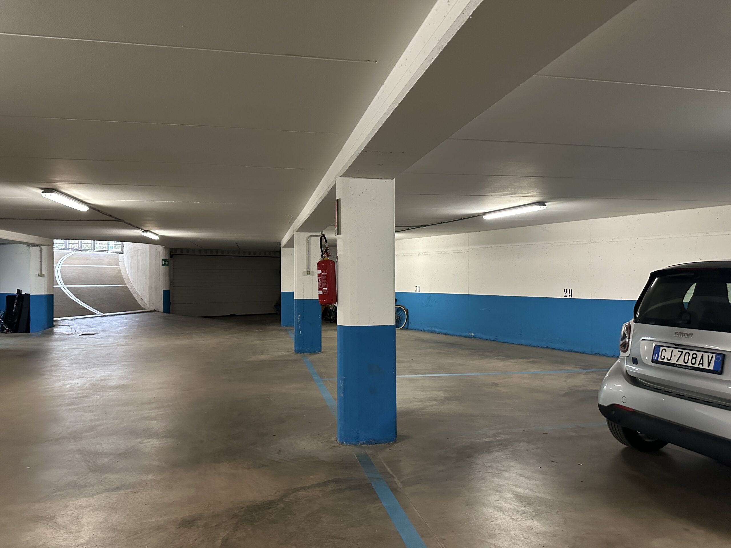 Affitto posto auto coperto in centro storico a Riva del Garda Riva Del Garda (TN) - Trentino Alto Adige