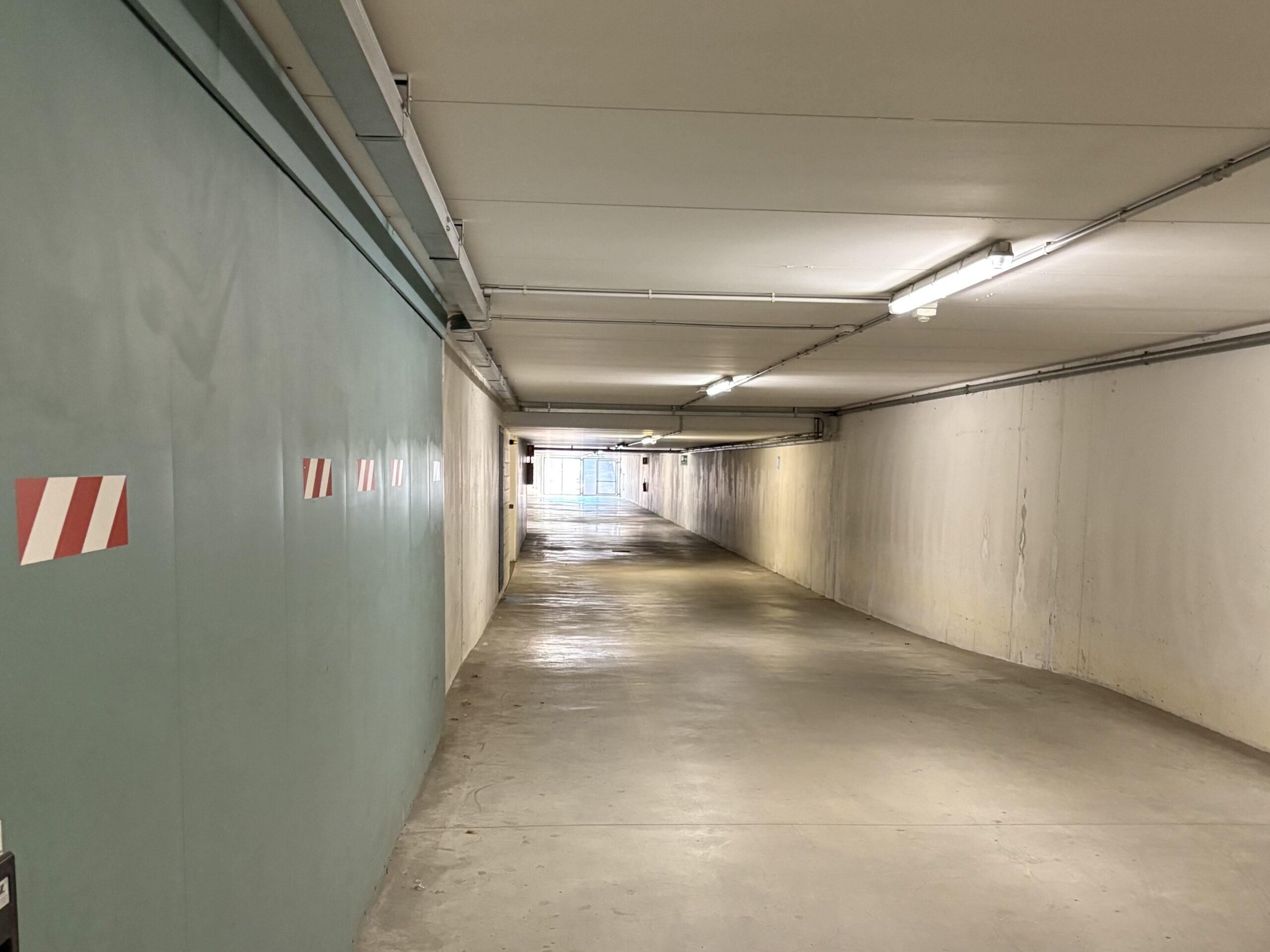 In vendita ampio box auto a Riva del Garda – zona Sant&#8217;Alessandro Riva Del Garda (TN) - Trentino Alto Adige