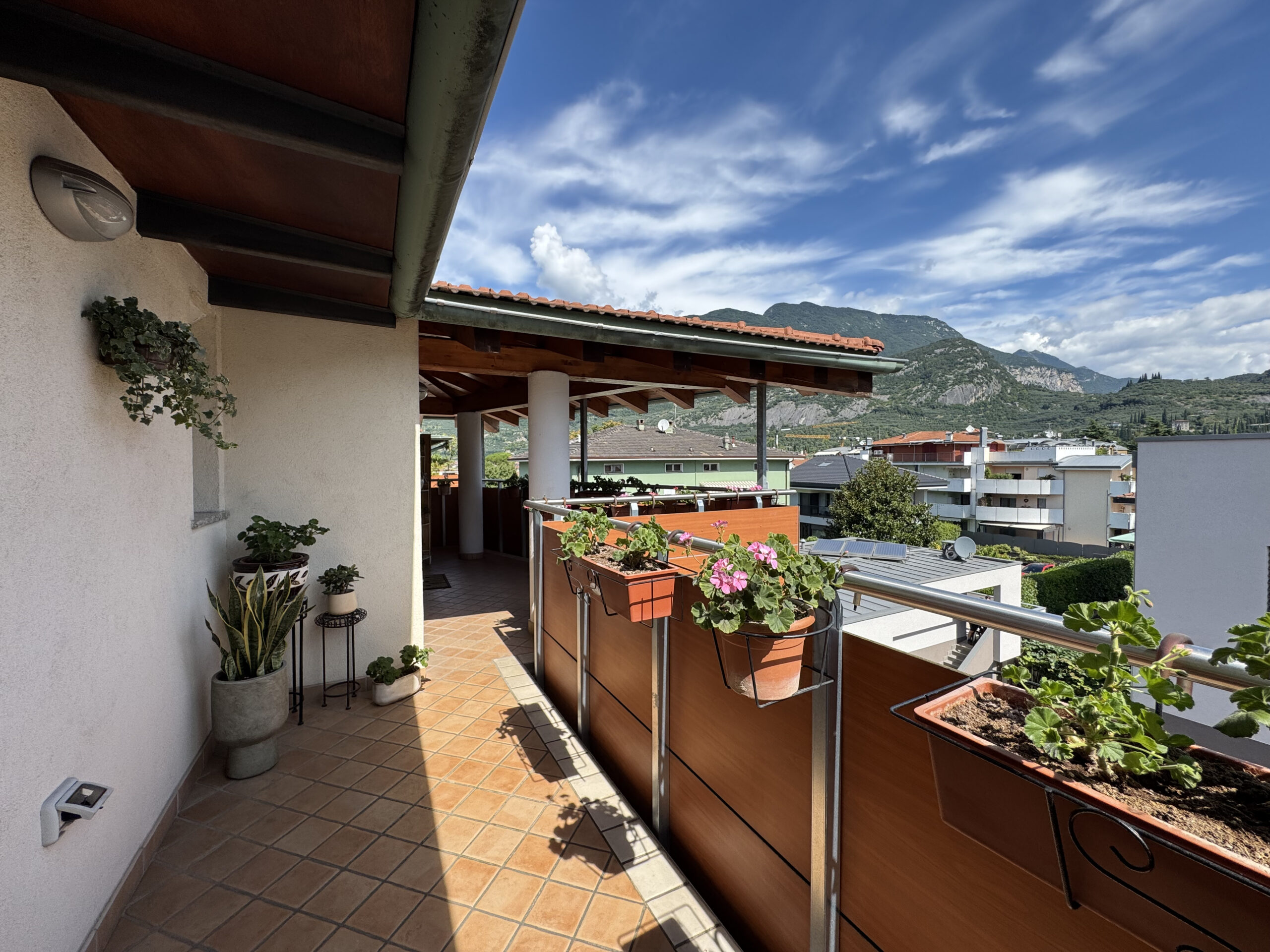 Bilocale all&#8217;ultimo piano con terrazza e garage doppio Arco (TN) - Trentino Alto Adige