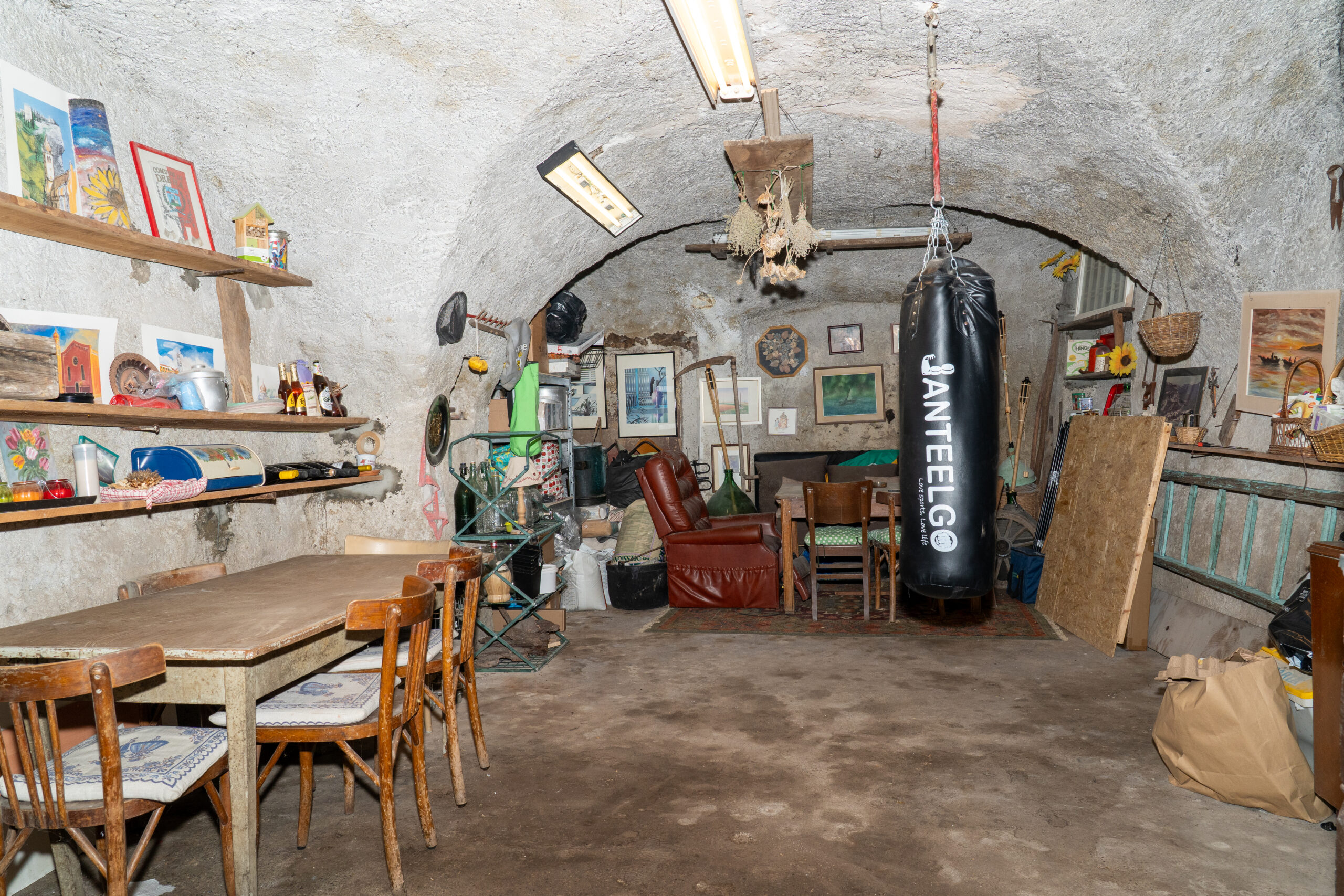 Porzione di casa a Drena con giardino e vista castello 
