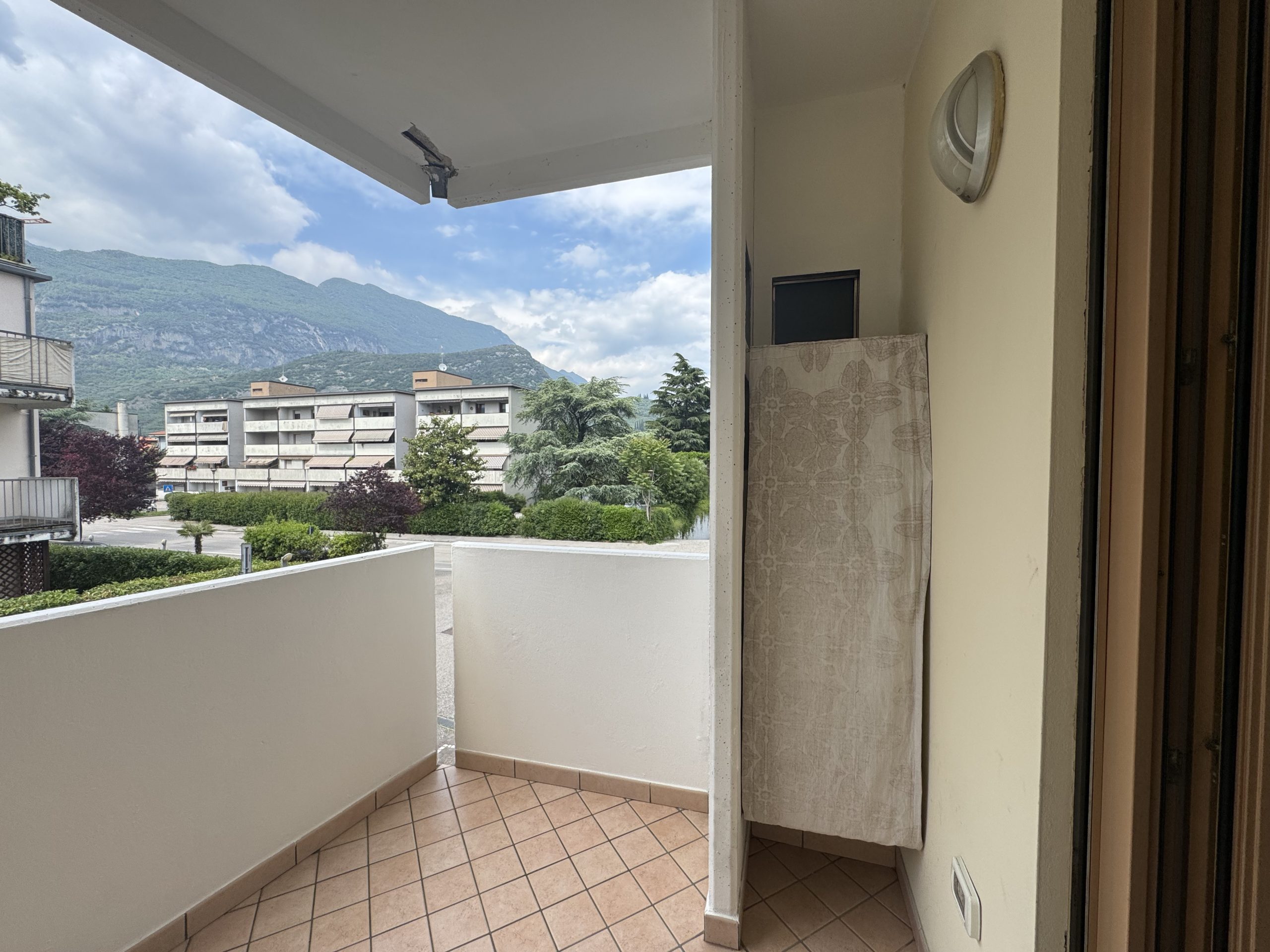 Luminoso trilocale con ampi spazi in zona centrale ad Arco Arco (TN) - Trentino Alto Adige