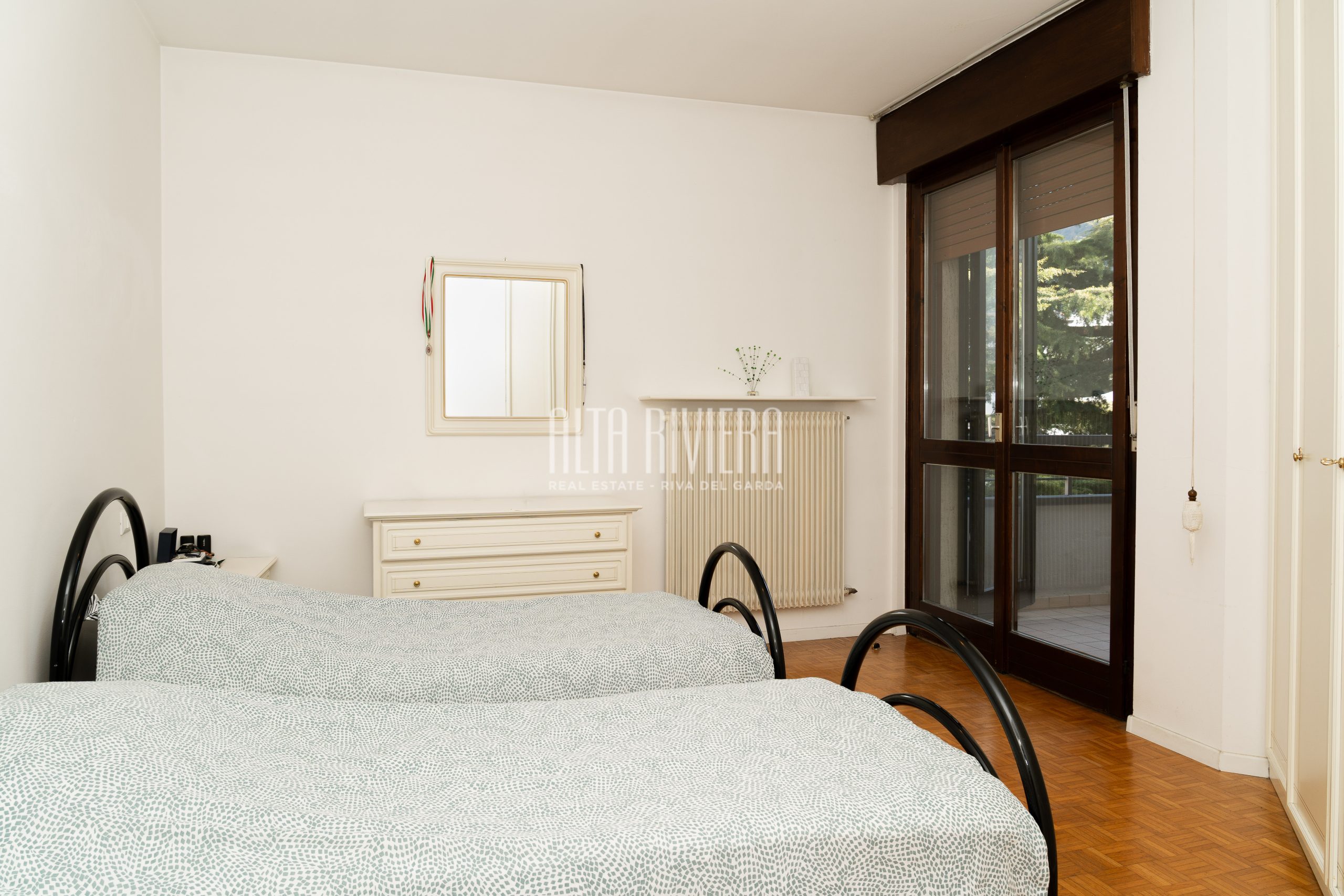 Bilocale a Torbole all’ultimo piano in residence con piscina Torbole (TN) - Trentino Alto Adige