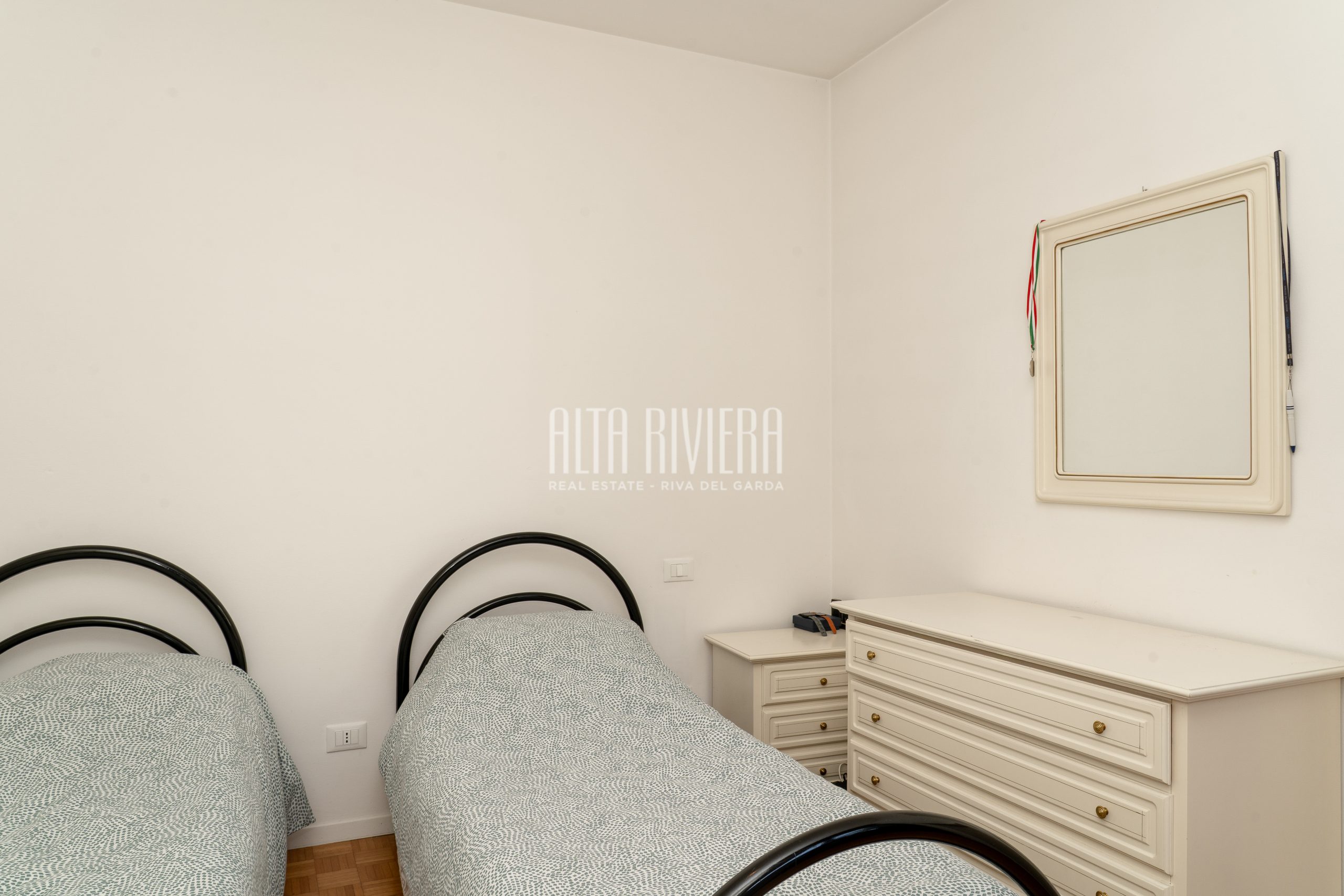 Bilocale a Torbole all’ultimo piano in residence con piscina Torbole (TN) - Trentino Alto Adige