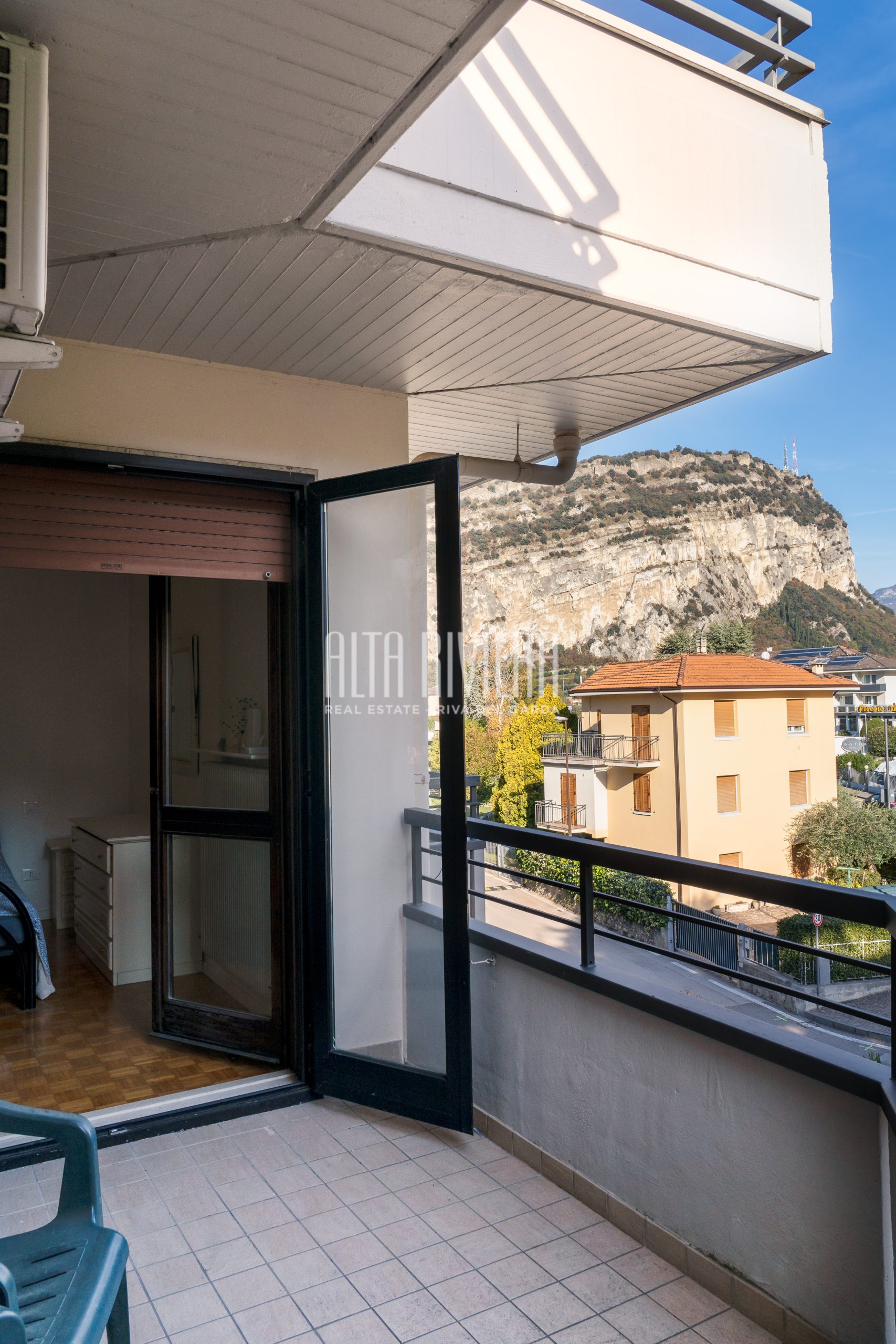 Bilocale a Torbole all’ultimo piano in residence con piscina Torbole (TN) - Trentino Alto Adige