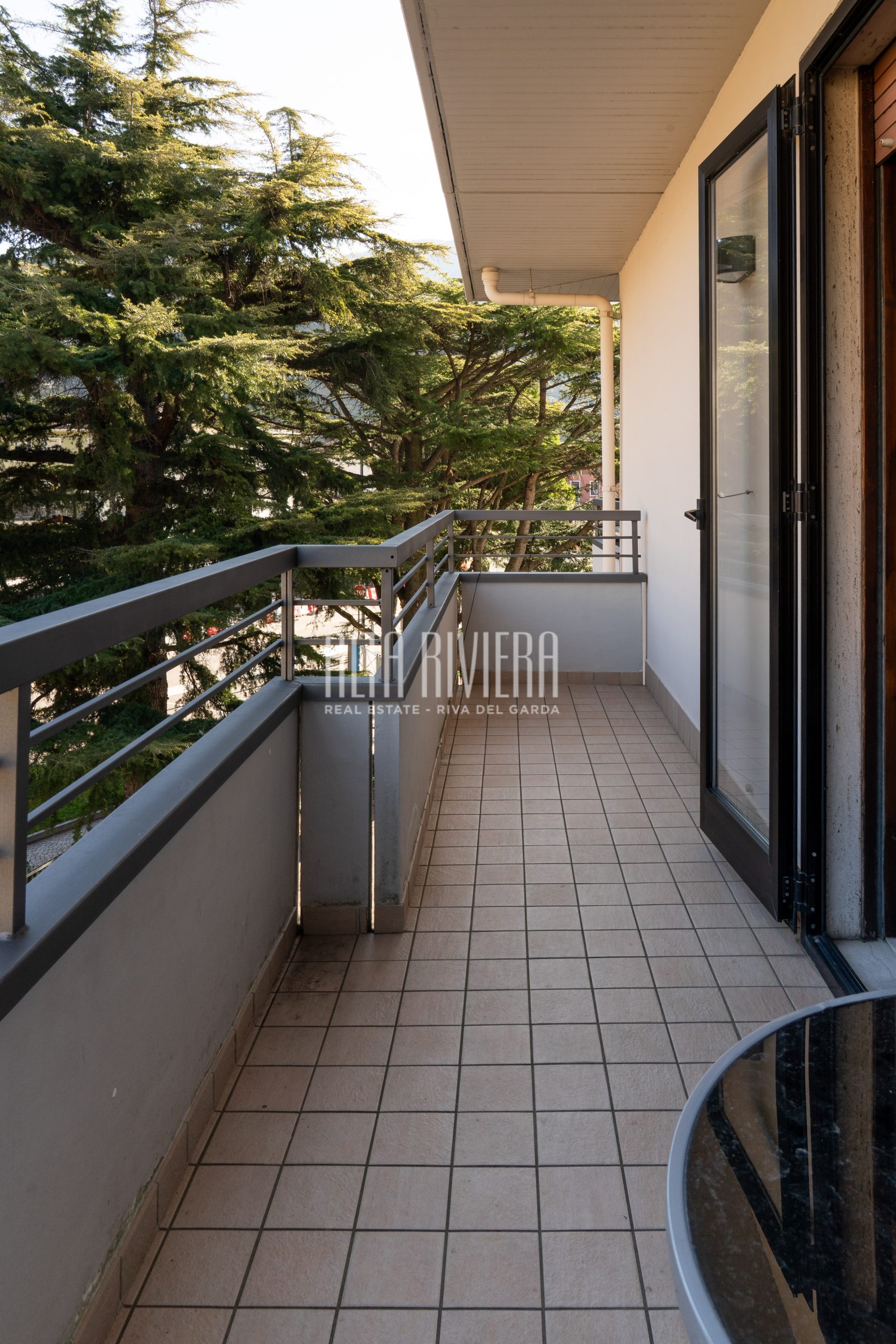 Bilocale a Torbole all’ultimo piano in residence con piscina Torbole (TN) - Trentino Alto Adige