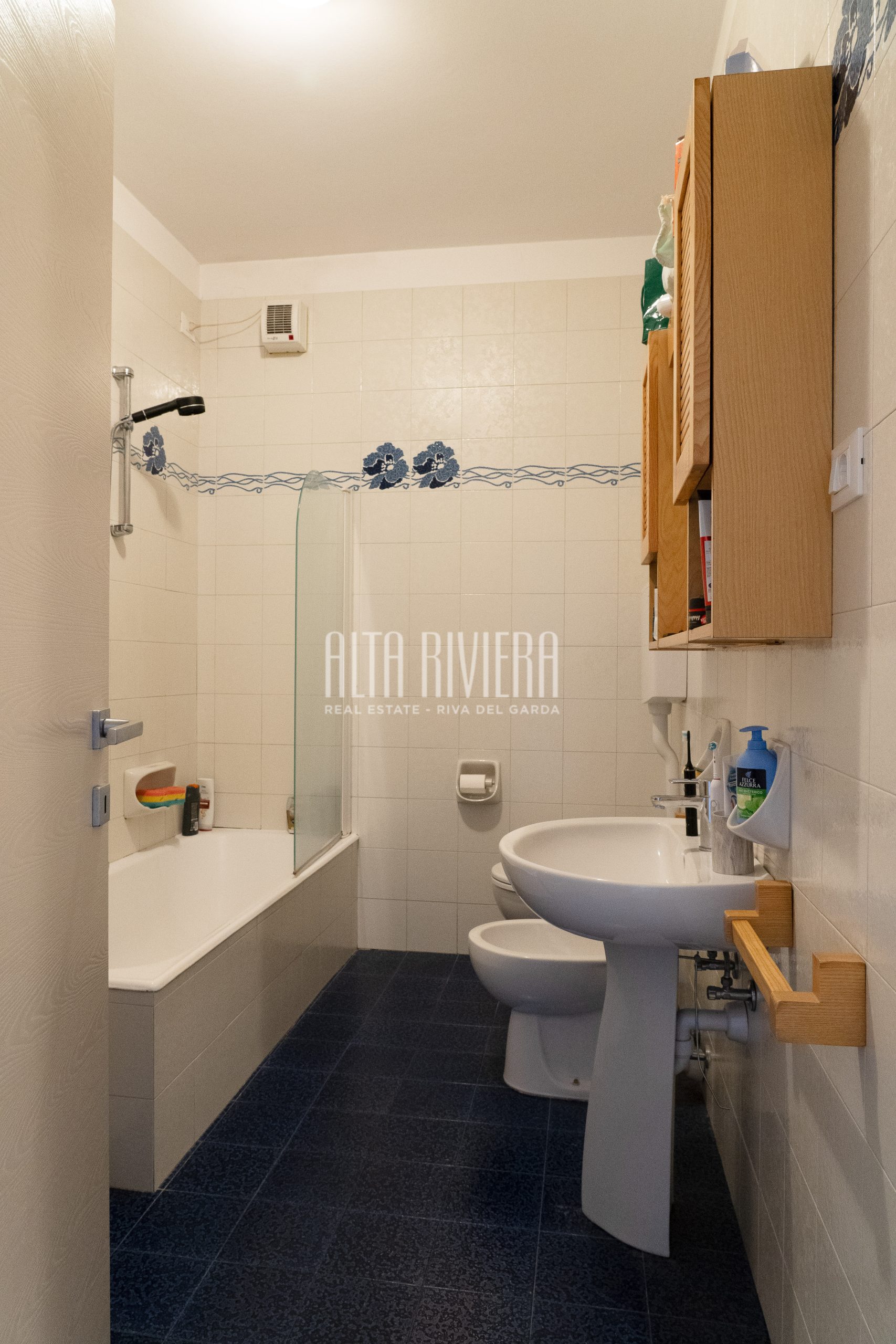 Bilocale a Torbole all’ultimo piano in residence con piscina Torbole (TN) - Trentino Alto Adige