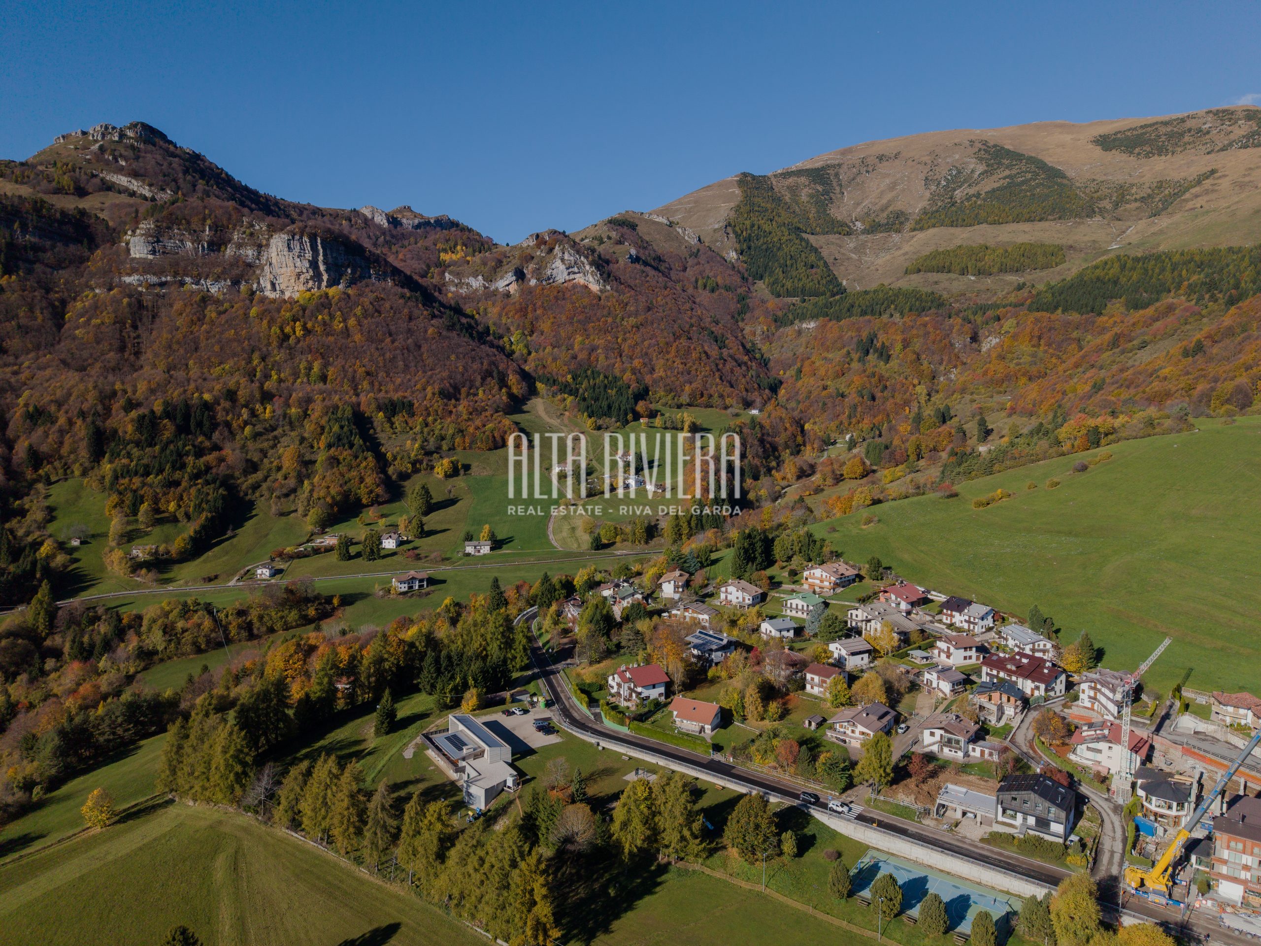 Chalet indipendente immerso nel verde a Brentonico 