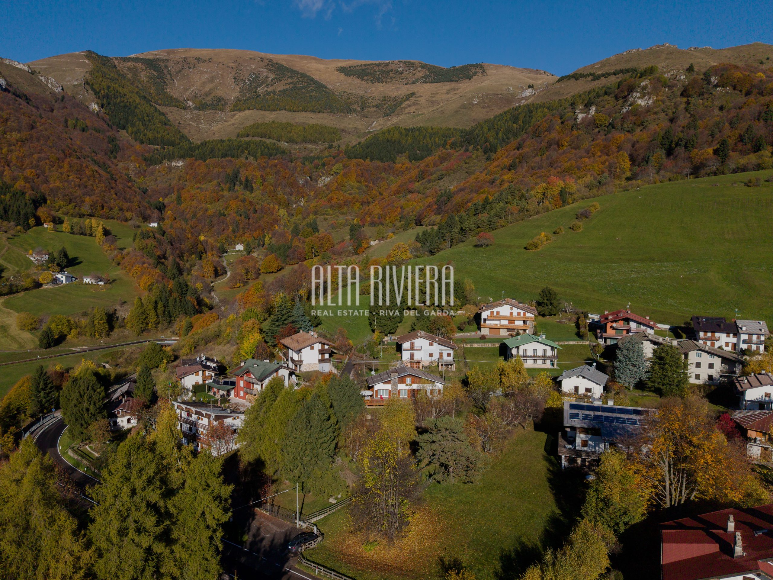 Chalet indipendente immerso nel verde a Brentonico 