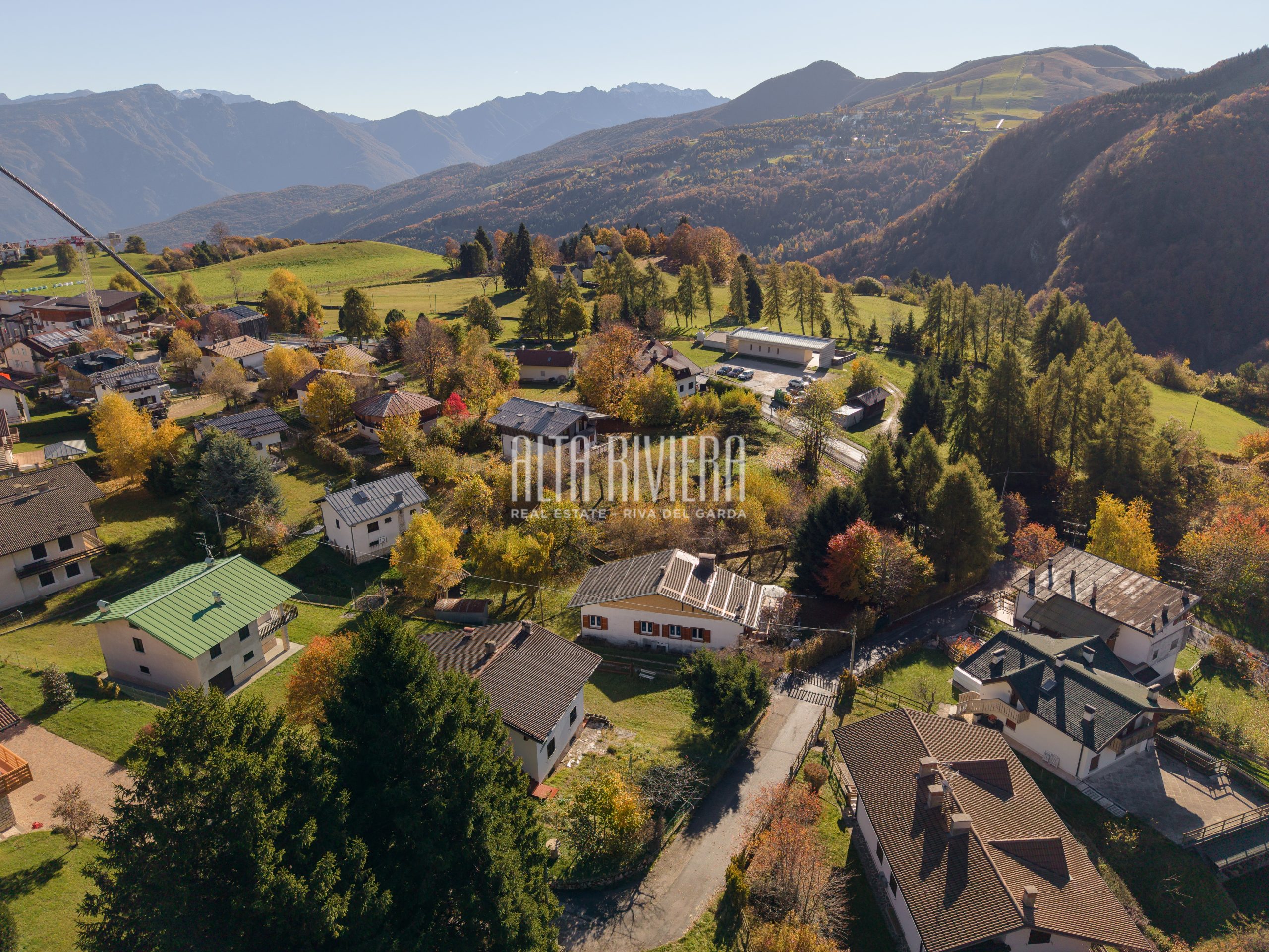 Chalet indipendente immerso nel verde a Brentonico 