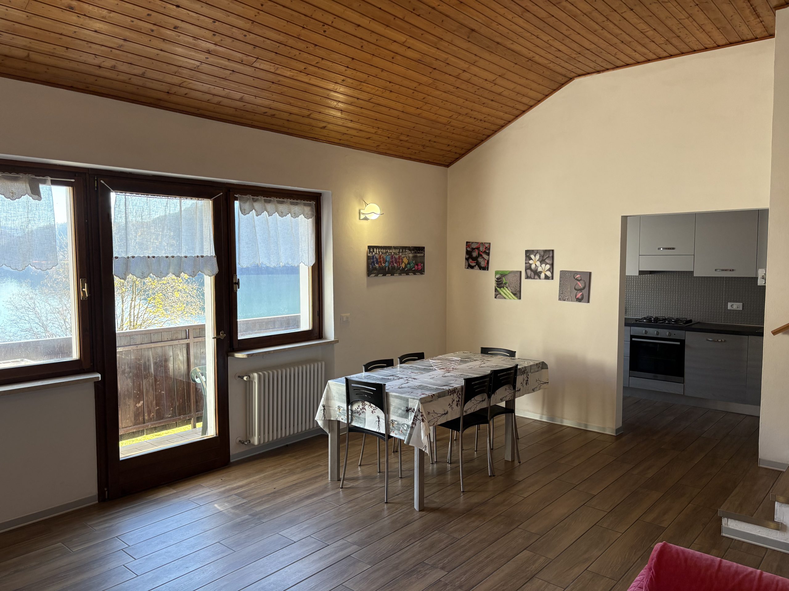 Trilocale panoramico sul Lago di Ledro 