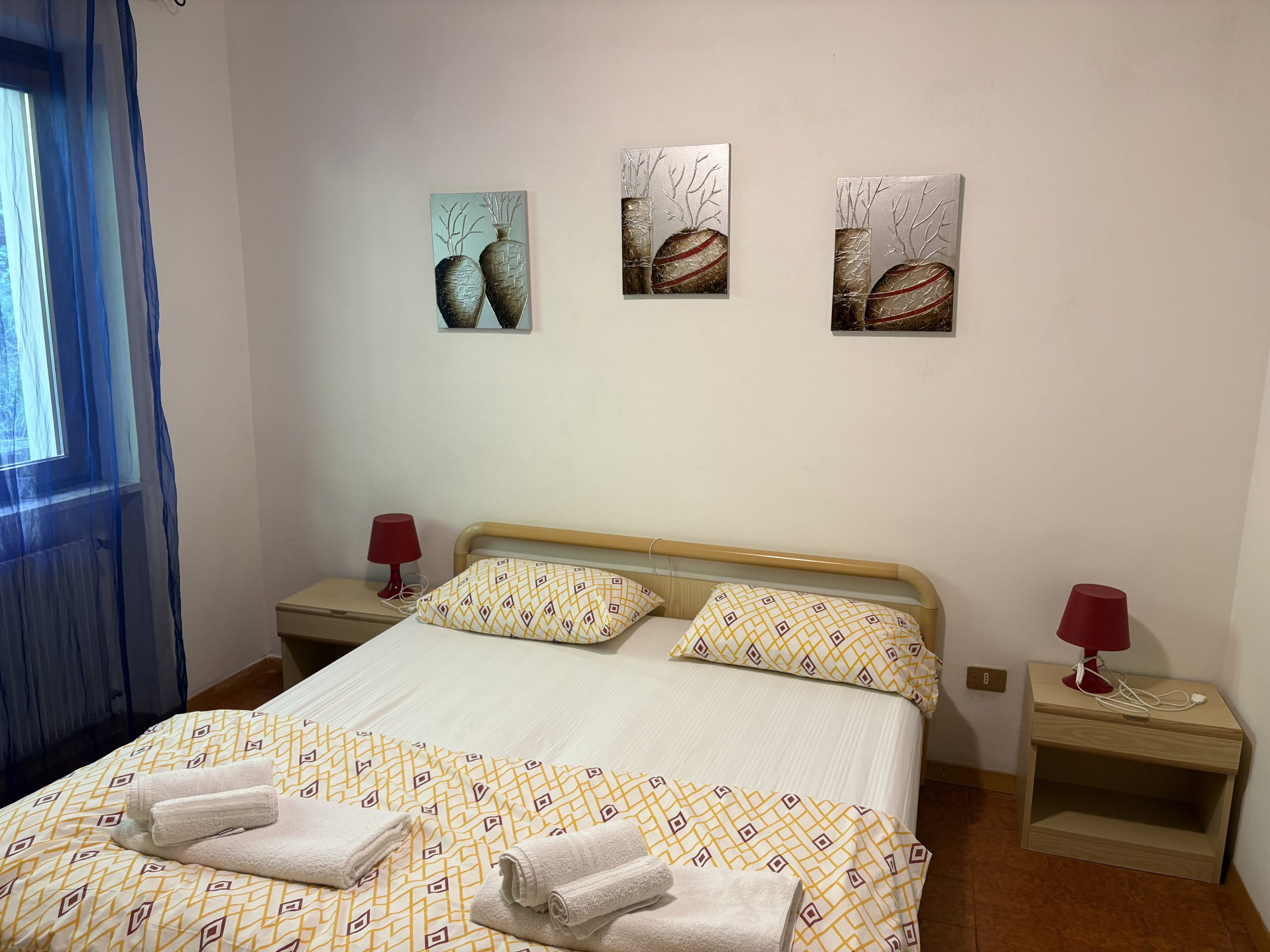 Luminoso appartamento vista lago con giardino 