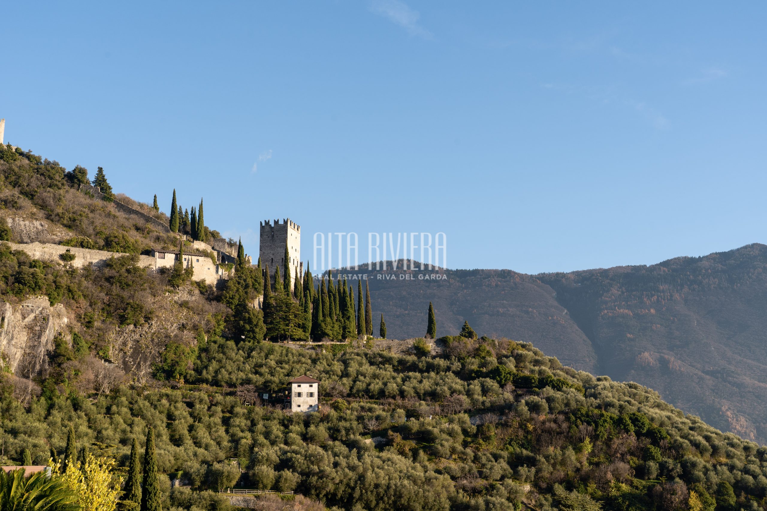 Quadrilocale di pregio con terrazza panoramica e vista Lago di Garda Arco (TN) - Trentino Alto Adige