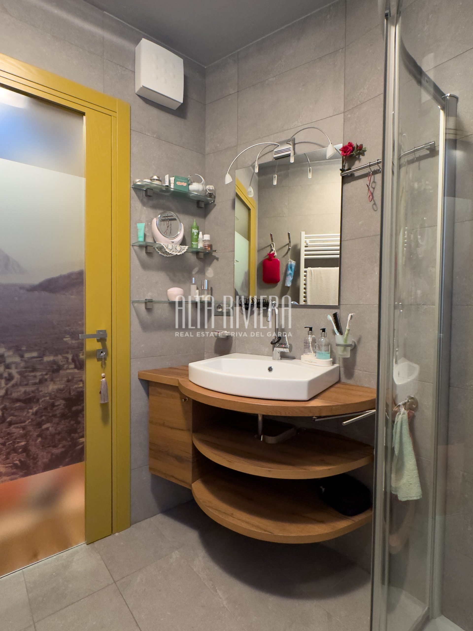 Quadrilocale di pregio con terrazza panoramica e vista Lago di Garda Arco (TN) - Trentino Alto Adige