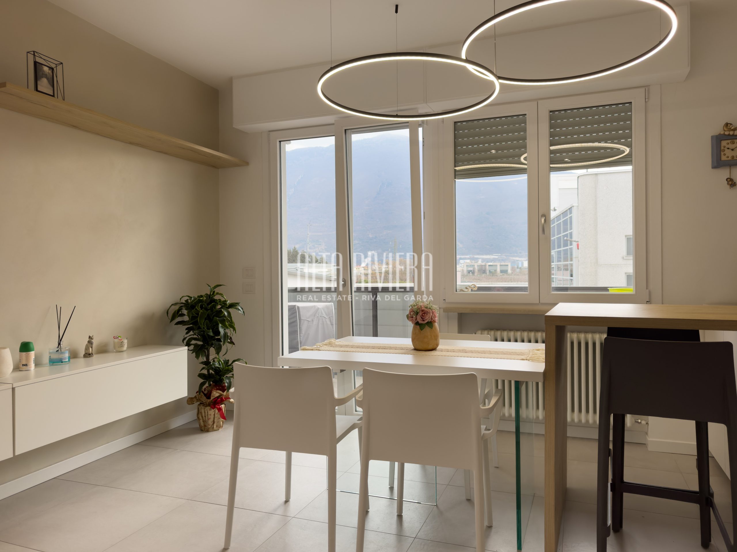 Quadrilocale ristrutturato ad Arco Arco (TN) - Trentino Alto Adige