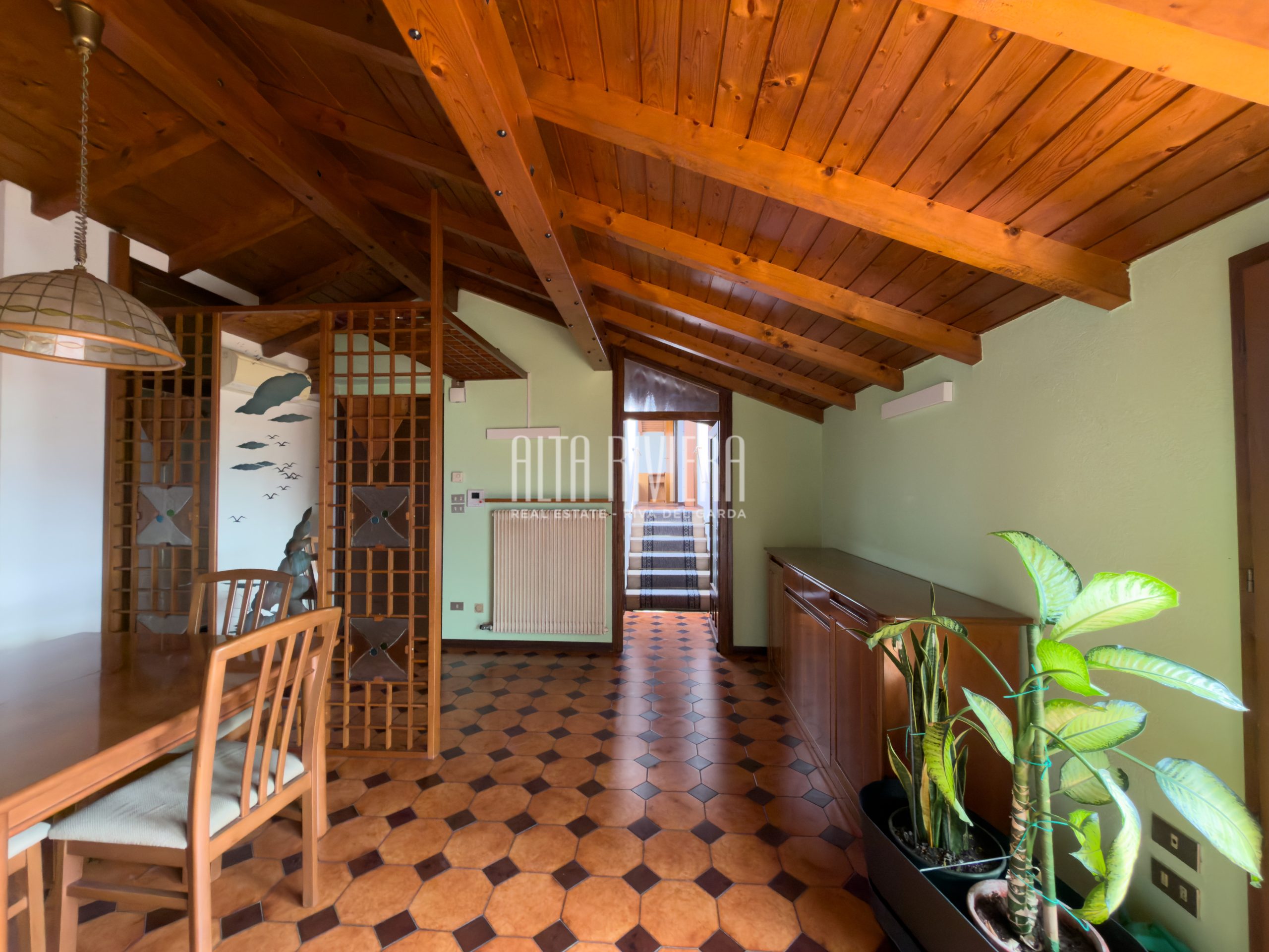 Quadrilocale all’ultimo piano con garage cantina e posto auto Arco (TN) - Trentino Alto Adige