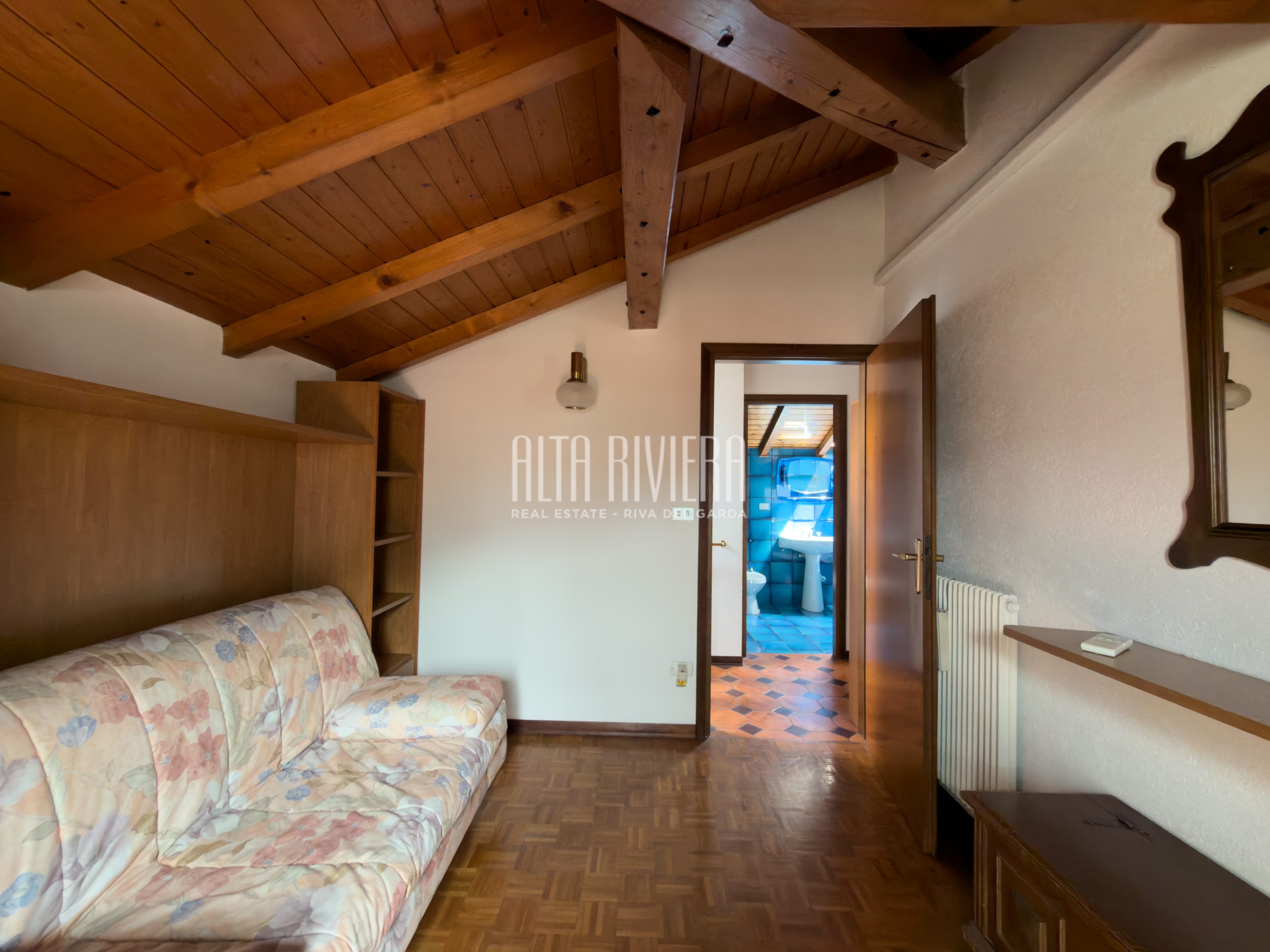 Quadrilocale all’ultimo piano con garage cantina e posto auto Arco (TN) - Trentino Alto Adige