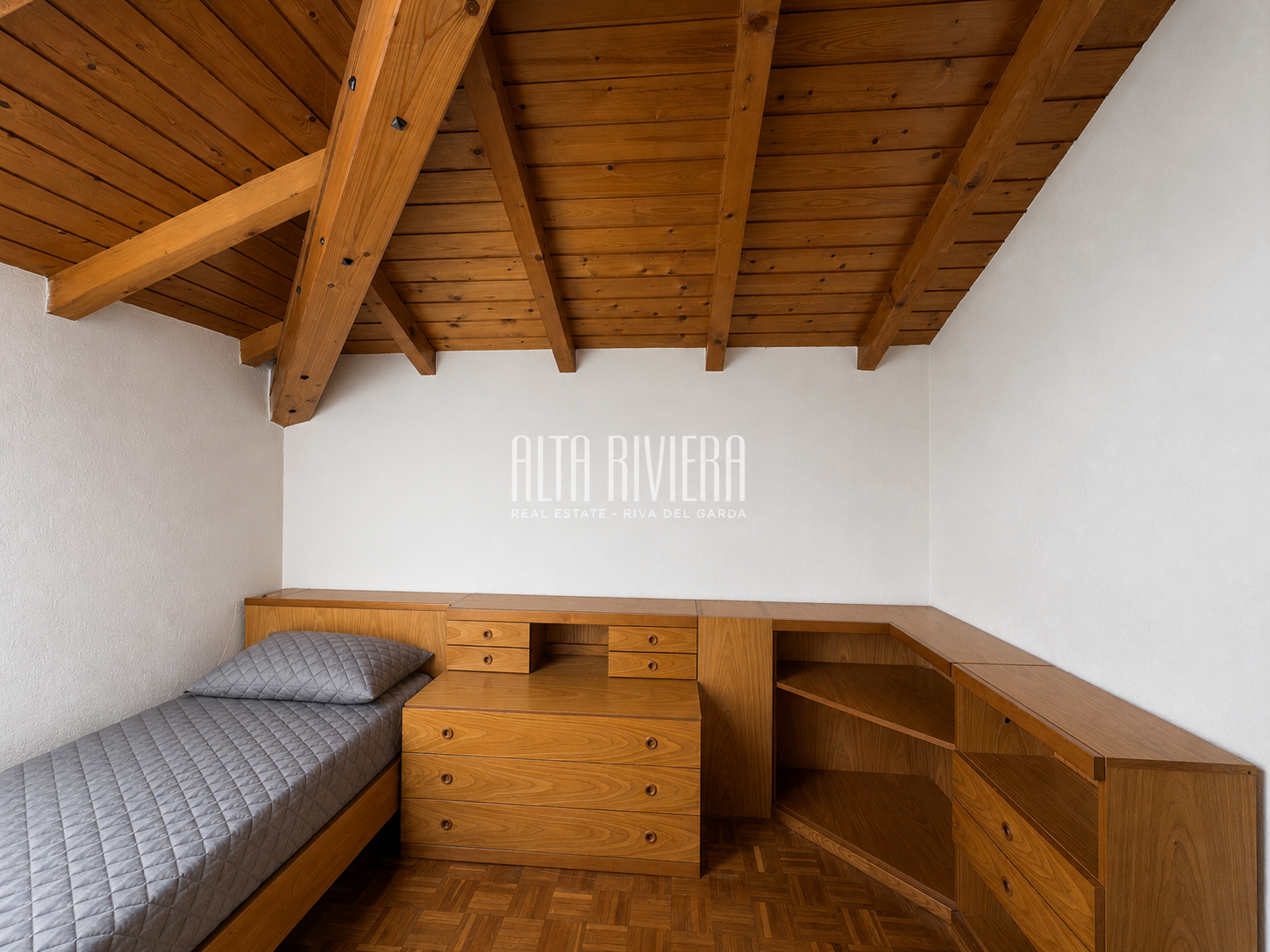 Quadrilocale all’ultimo piano con garage cantina e posto auto Arco (TN) - Trentino Alto Adige