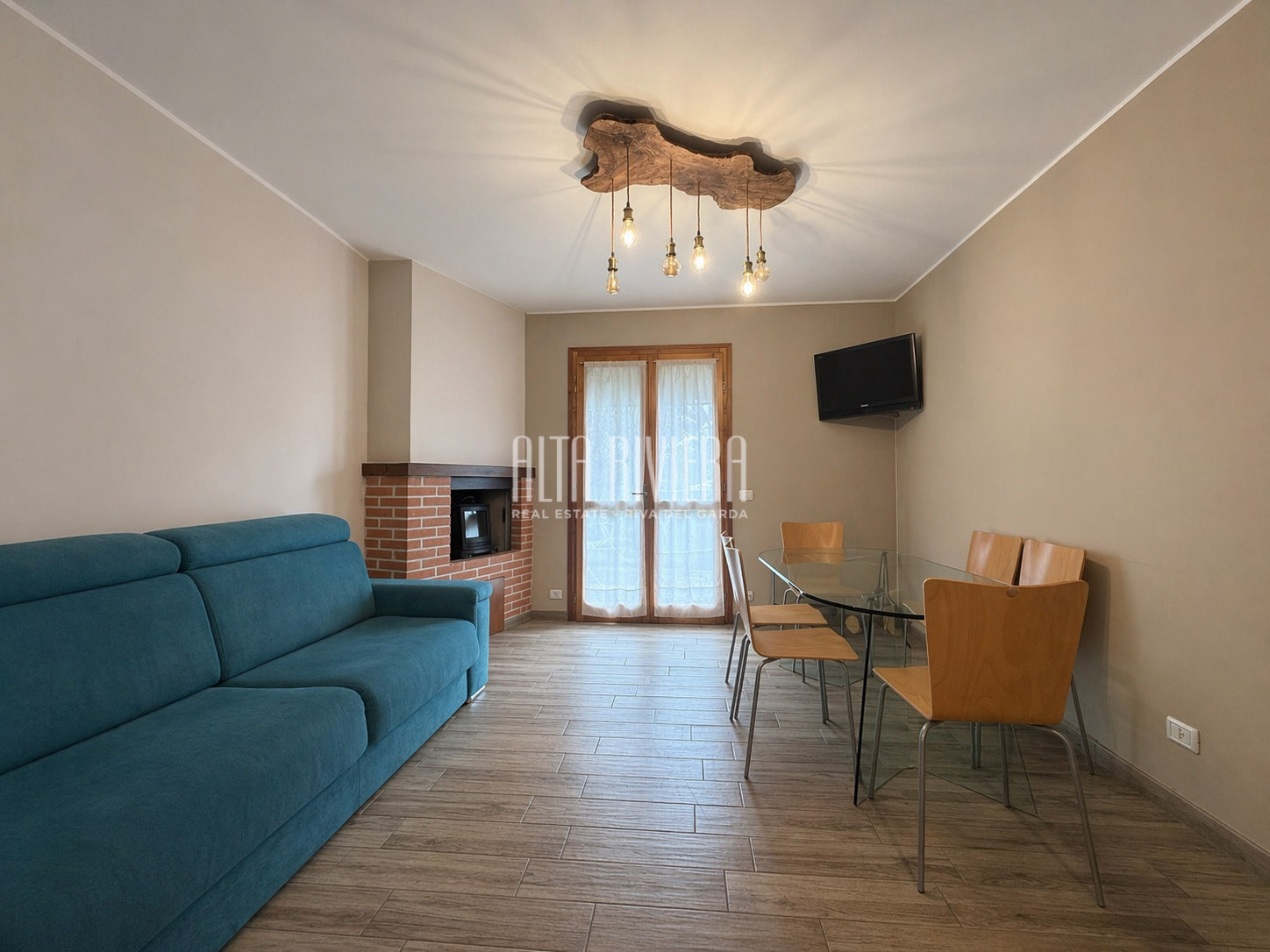 Bilocale con giardino a Voltino di Tremosine sul Garda Tremosine sul Garda (BS) - Lombardia