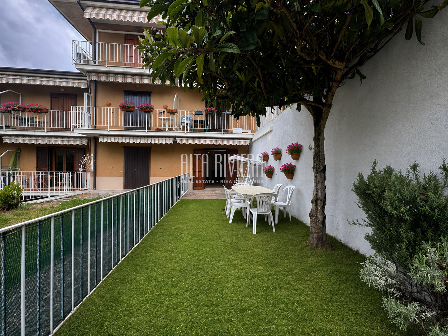 Bilocale con giardino a Voltino di Tremosine sul Garda Tremosine sul Garda (BS) - Lombardia