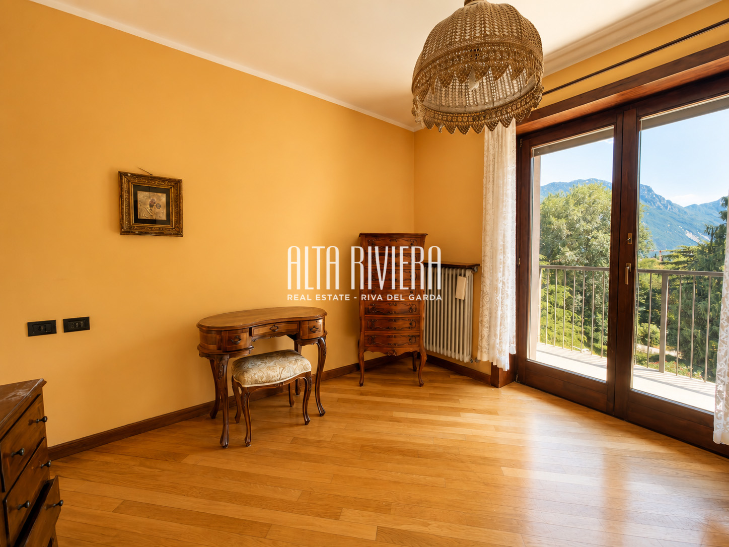 Ampio quadrilocale all’ultimo piano in Viale dei Tigli Riva Del Garda (TN) - Trentino Alto Adige