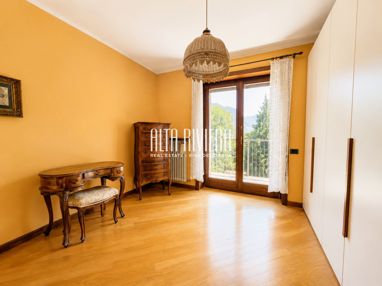 Ampio quadrilocale all’ultimo piano in Viale dei Tigli Riva Del Garda (TN) - Trentino Alto Adige
