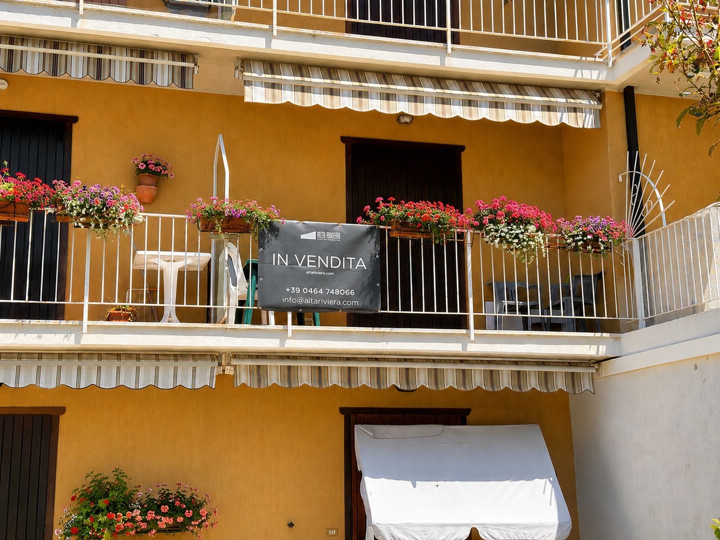Bilocale parzialmente arredato a Voltino di Tremosine Tremosine sul Garda (BS) - Lombardia