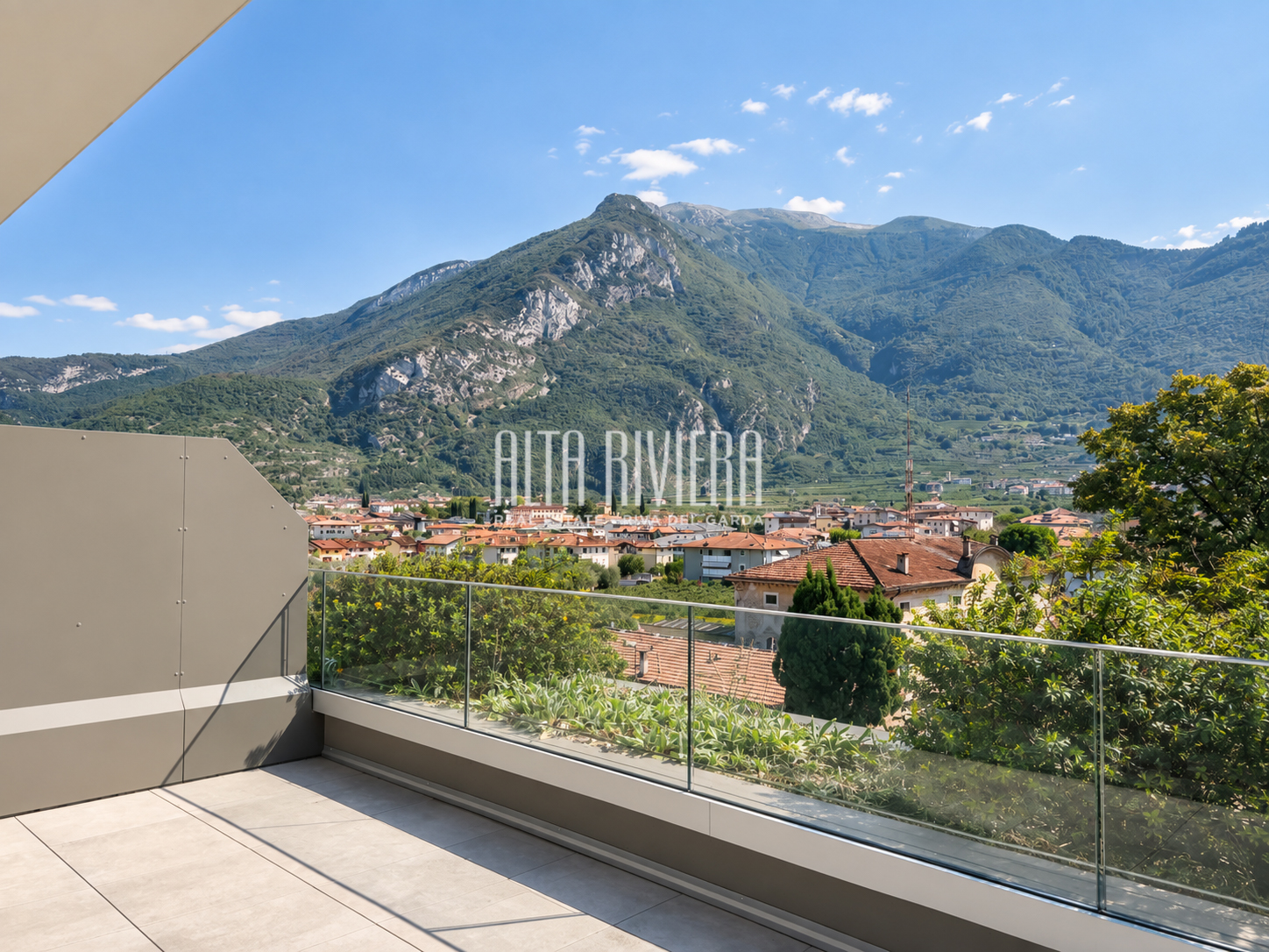 Esclusivo trilocale duplex con terrazza panoramica ad Arco Arco (TN) - Trentino Alto Adige