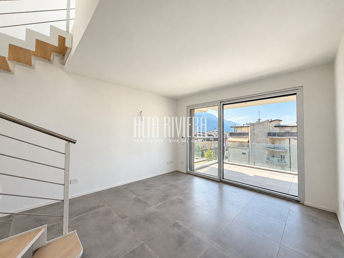 Esclusivo trilocale duplex con terrazza panoramica ad Arco Arco (TN) - Trentino Alto Adige