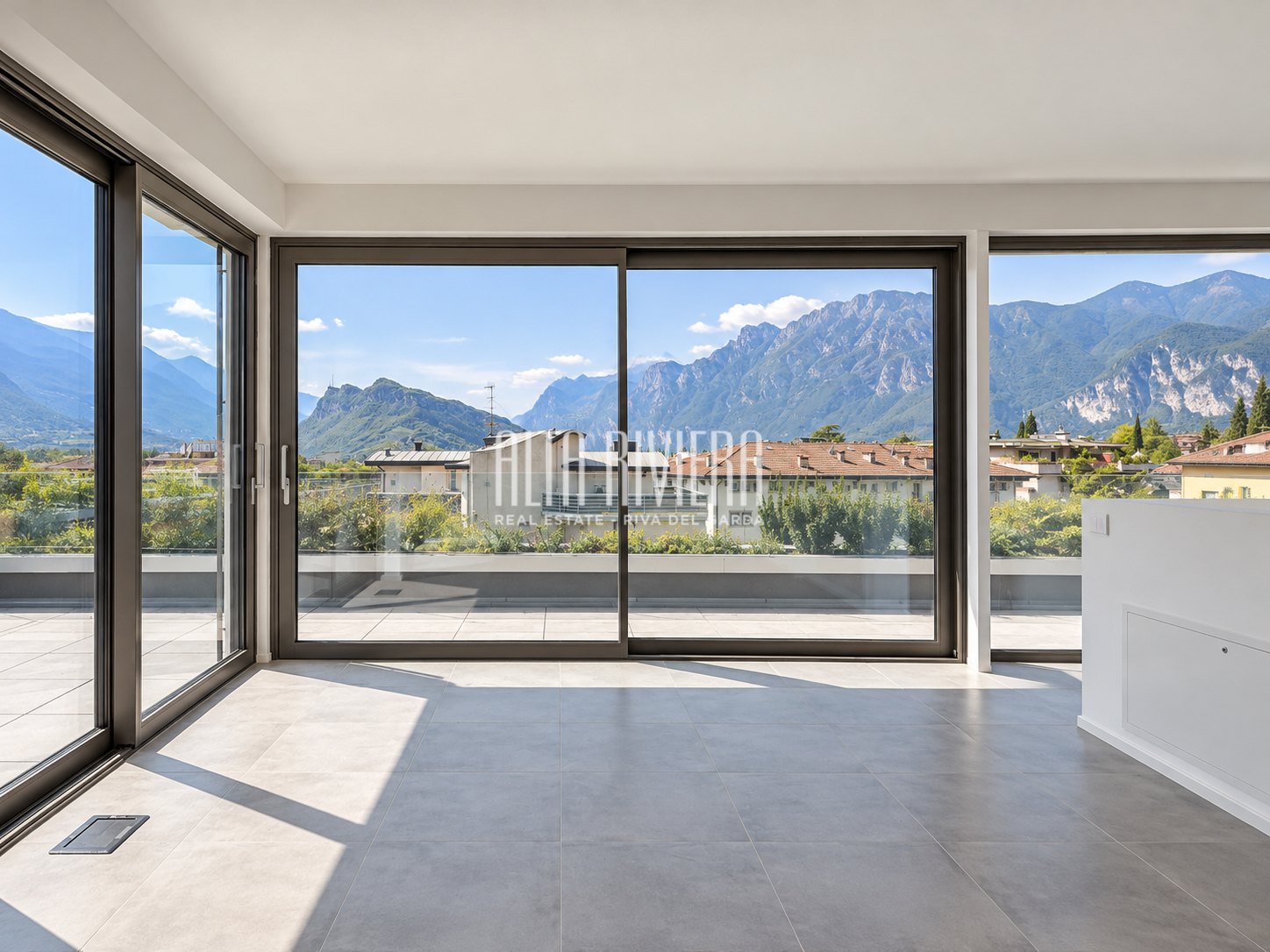Esclusivo trilocale duplex con terrazza panoramica ad Arco Arco (TN) - Trentino Alto Adige